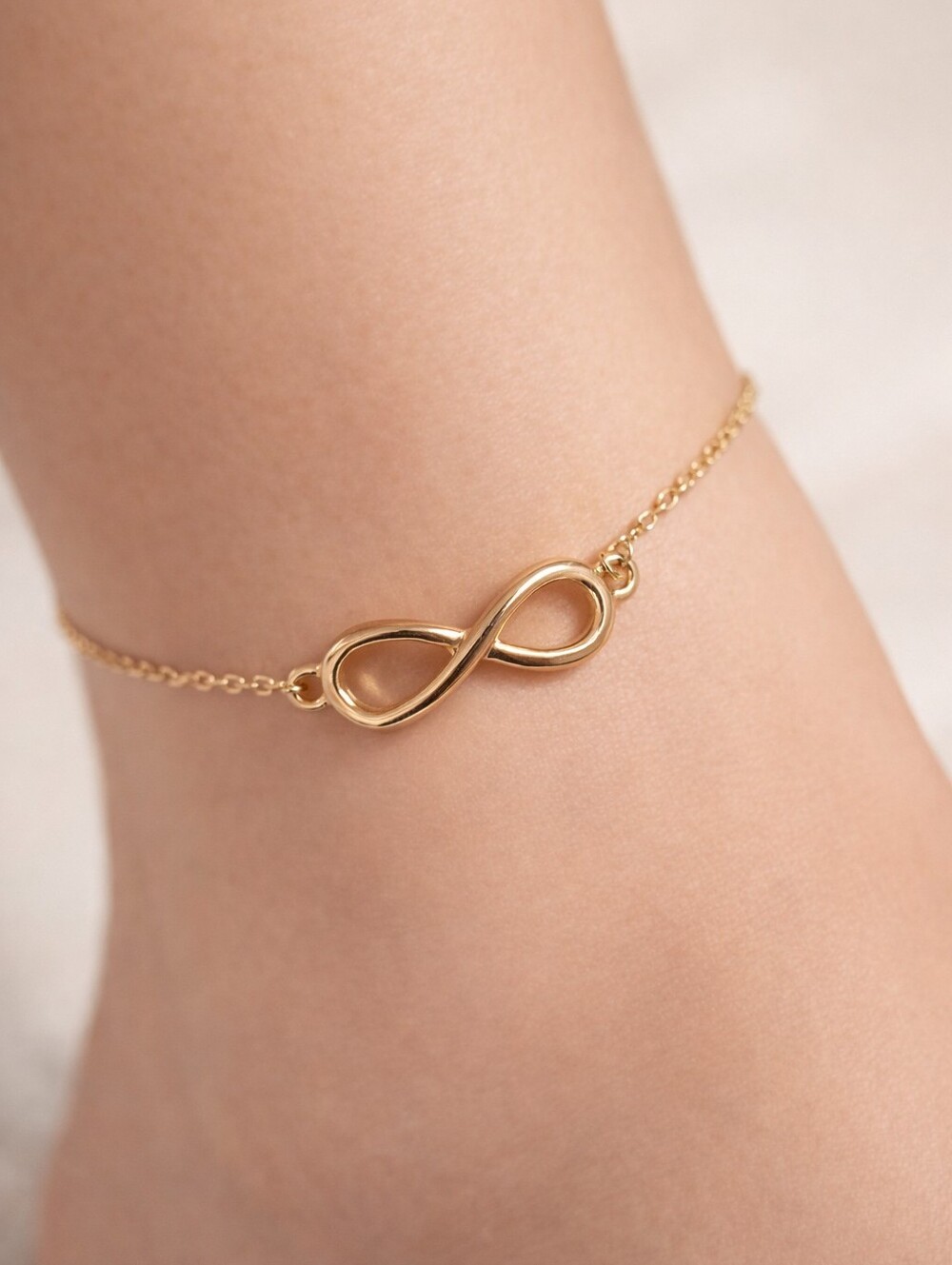 Gold Infinity Anklet – Elegant Women’s Symbolic Ankle Fashion Bracelet